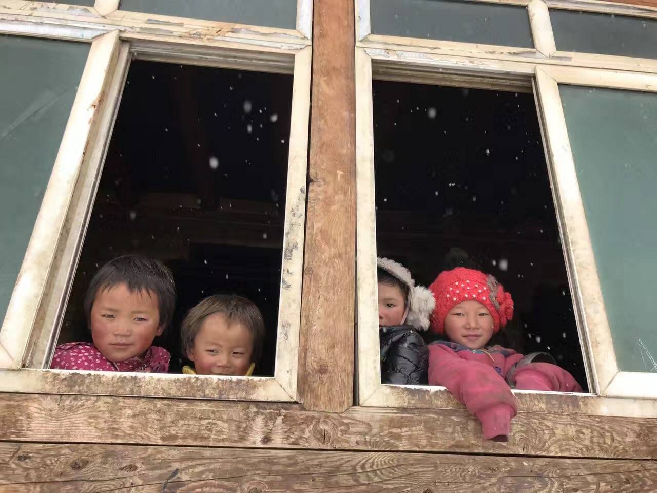 大连黄杰个人护理服务有限公司公益回顾丨家国同欢月同圆 温暖满载甘孜州(图9)